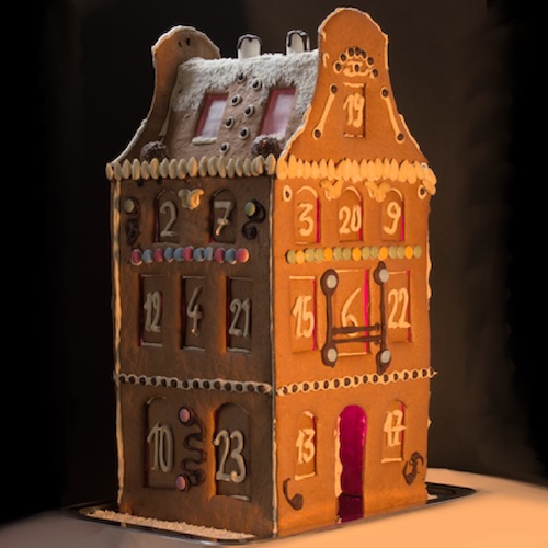 Amsterdam gingerbread canal house - Making of 1
